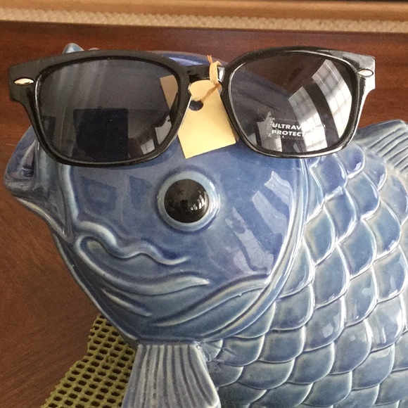 Fashion Sunglasses Accessories - 😎NWT Too Cool Retro Style Unisex Sunglasses Wardrobe Must Have & So Much Fun 😎